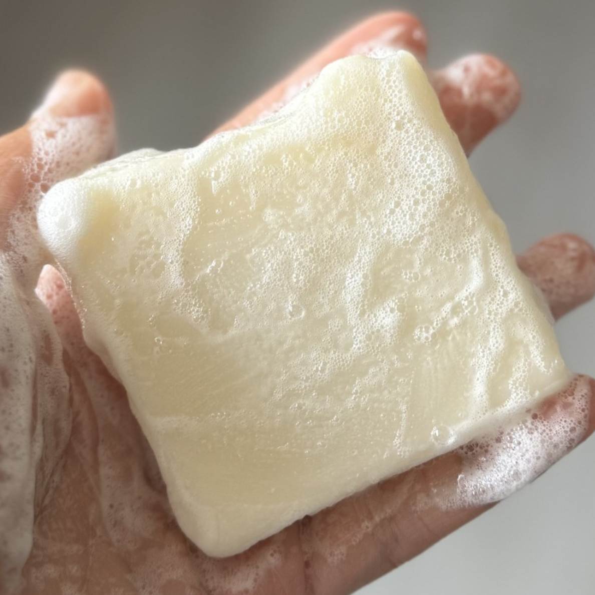 CLEANSING SOAP BAR